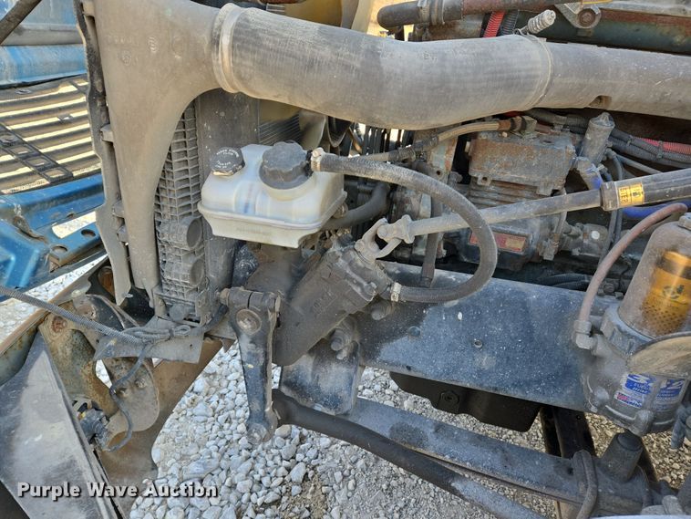 image for item DS5294 2011 Freightliner Columbia semi truck