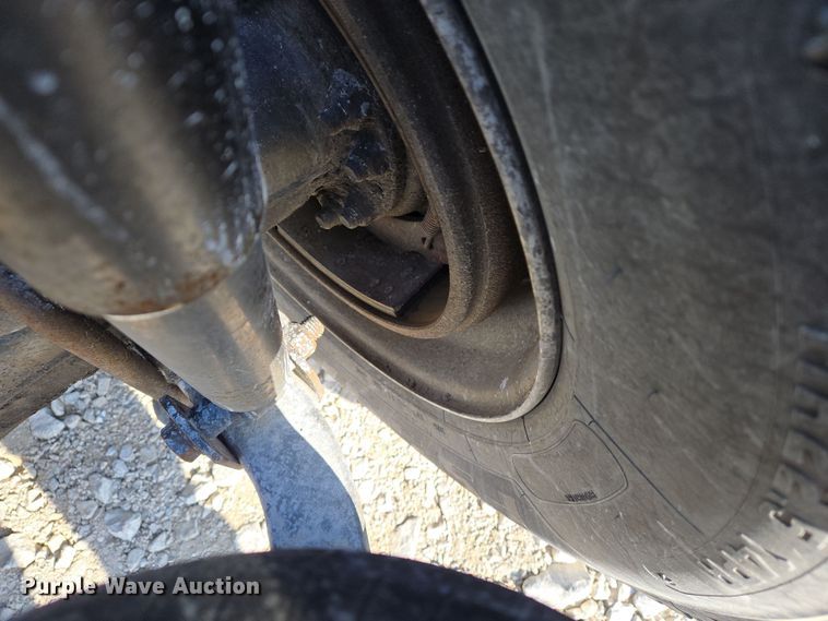 image for item DS5294 2011 Freightliner Columbia semi truck