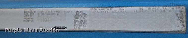 image for item DS5294 2011 Freightliner Columbia semi truck