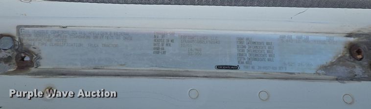 image for item DS5295 2002 Freightliner Columbia semi truck