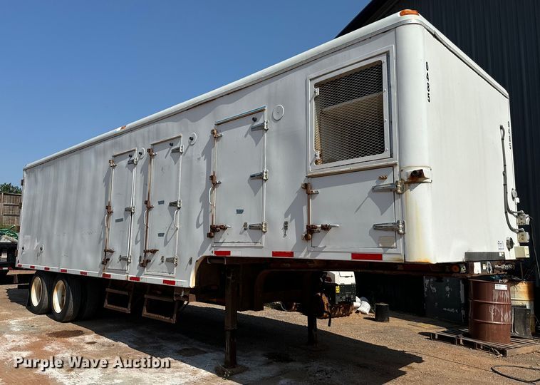 image for item DU3020 2005 Clark  CDCT-2005 refrigerated van trailer