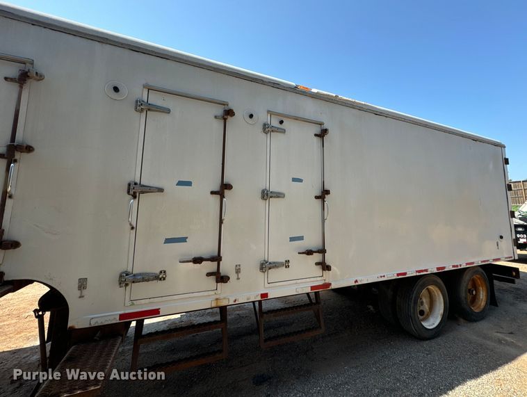 image for item DU3020 2005 Clark  CDCT-2005 refrigerated van trailer