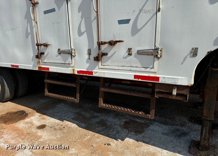 image for item DU3020 2005 Clark  CDCT-2005 refrigerated van trailer