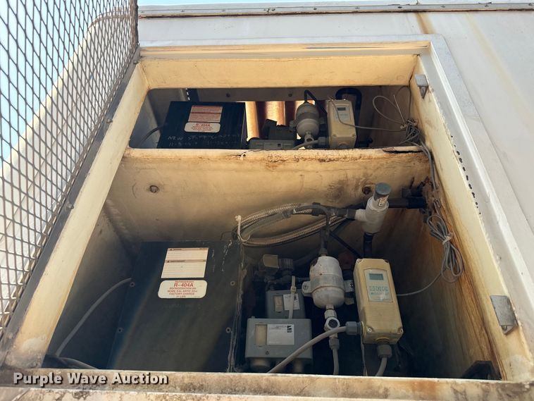 image for item DU3020 2005 Clark  CDCT-2005 refrigerated van trailer