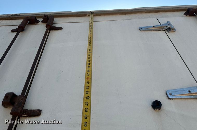 image for item DU3020 2005 Clark  CDCT-2005 refrigerated van trailer