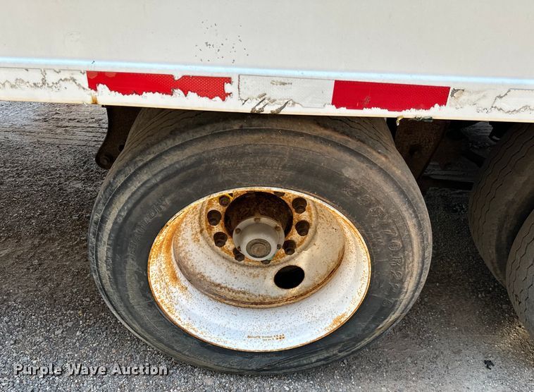 image for item DU3020 2005 Clark  CDCT-2005 refrigerated van trailer