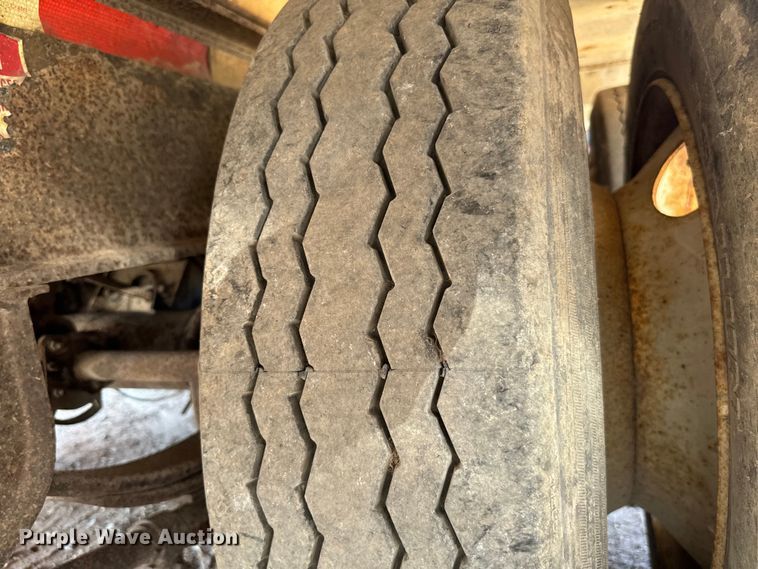 image for item DU3020 2005 Clark  CDCT-2005 refrigerated van trailer