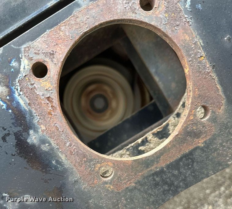 image for item DV0623 1995 Mack DM690S semi truck