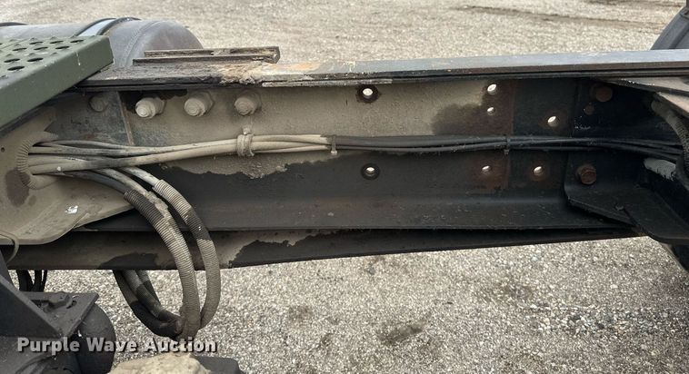 image for item DV0623 1995 Mack DM690S semi truck