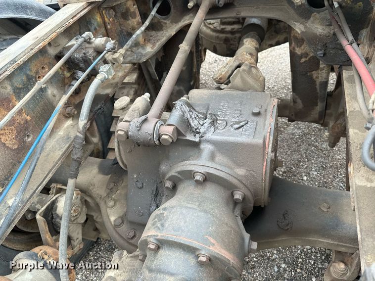 image for item DV0623 1995 Mack DM690S semi truck