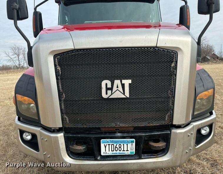 image for item DV0626 2015 Caterpillar CT660S semi truck
