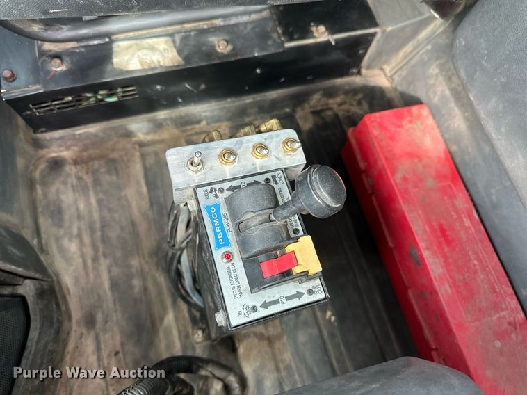 image for item DV0626 2015 Caterpillar CT660S semi truck