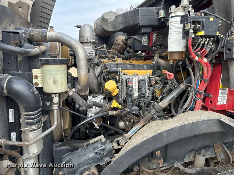 image for item DV0626 2015 Caterpillar CT660S semi truck