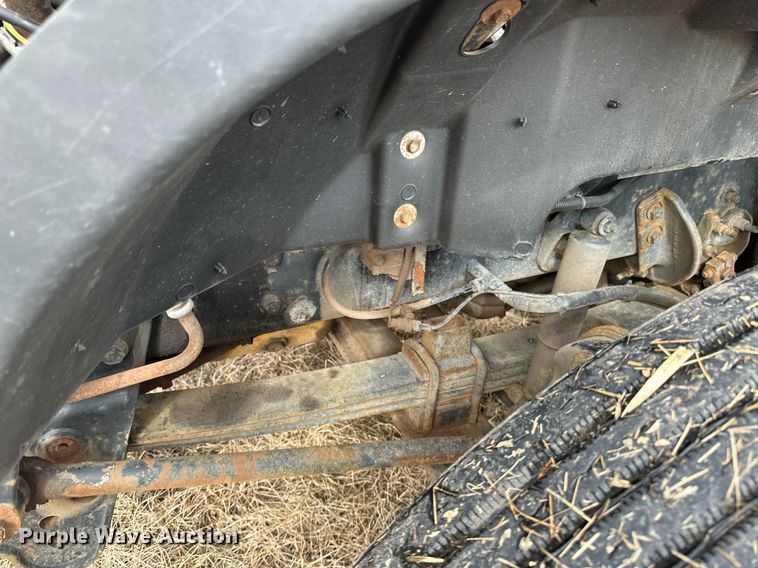 image for item DV0626 2015 Caterpillar CT660S semi truck