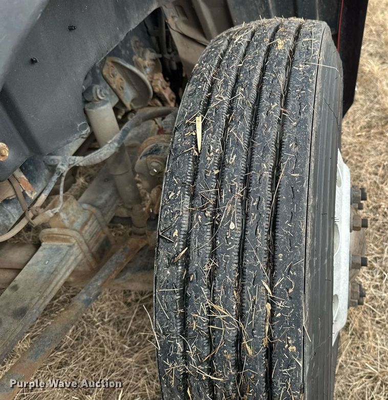 image for item DV0626 2015 Caterpillar CT660S semi truck