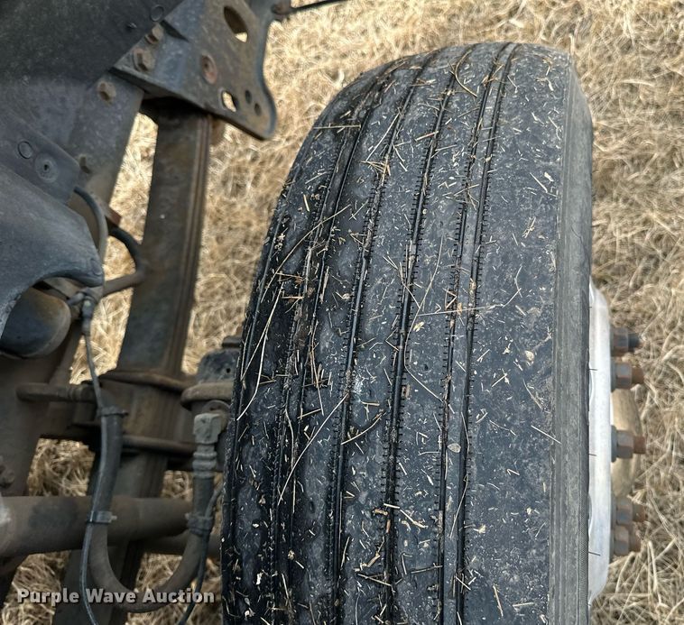 image for item DV0626 2015 Caterpillar CT660S semi truck