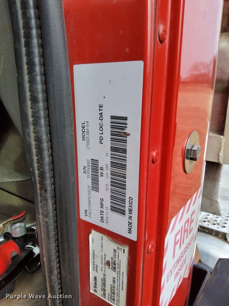 image for item DV0626 2015 Caterpillar CT660S semi truck