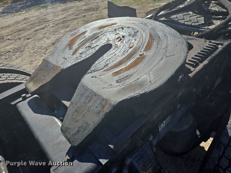 image for item DV1287 2007 Peterbilt 379 semi truck