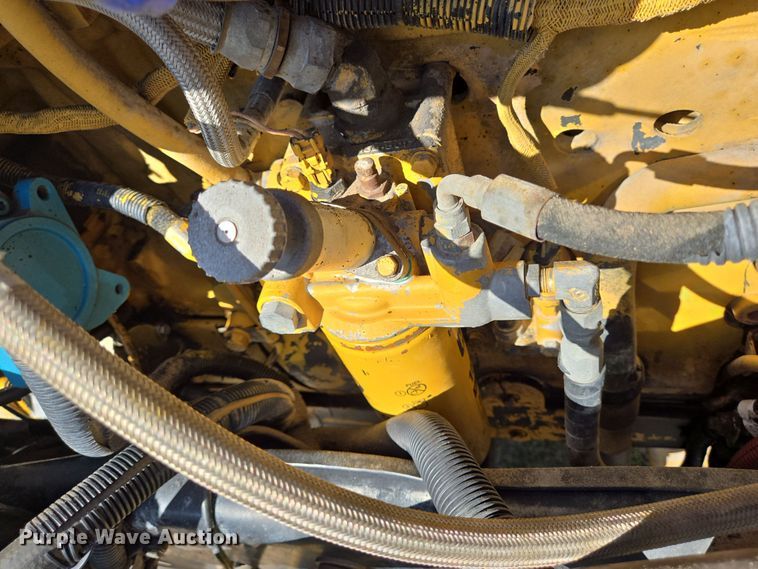 image for item DV1287 2007 Peterbilt 379 semi truck