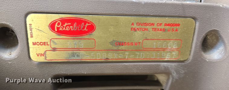 image for item DV1287 2007 Peterbilt 379 semi truck