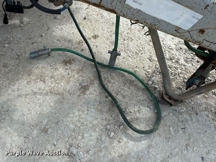 image for item DV1771 2005 Silver Eagle trailer dolly