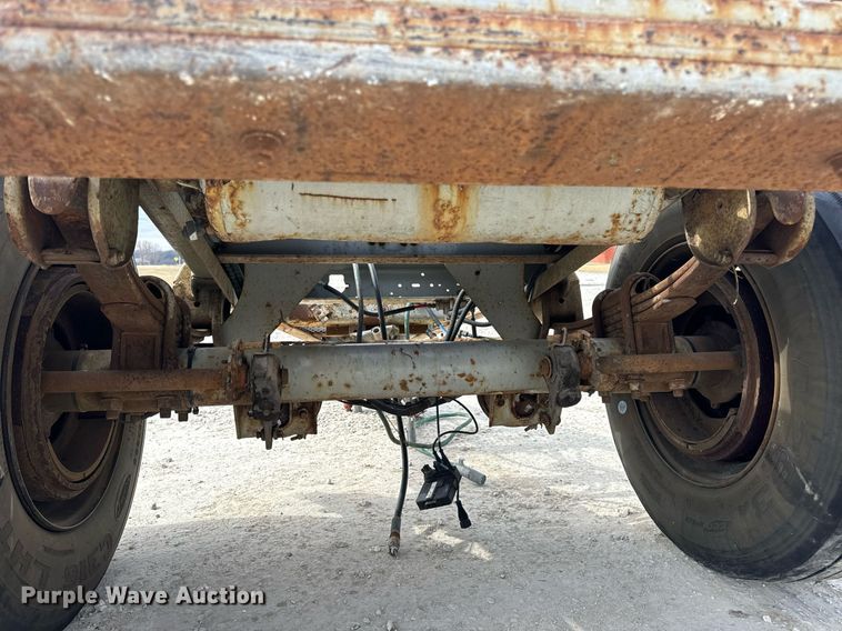 image for item DV1771 2005 Silver Eagle trailer dolly