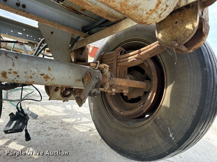 image for item DV1771 2005 Silver Eagle trailer dolly