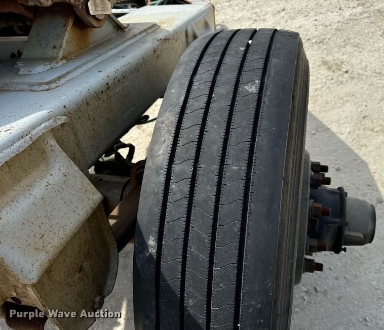 image for item DV1771 2005 Silver Eagle trailer dolly