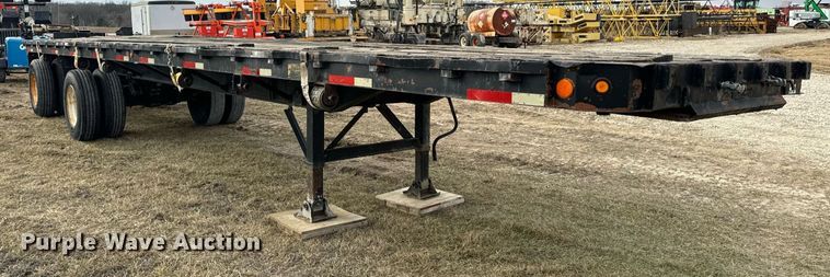 image for item DV1775 1974 Hobbs Flatbed trailer