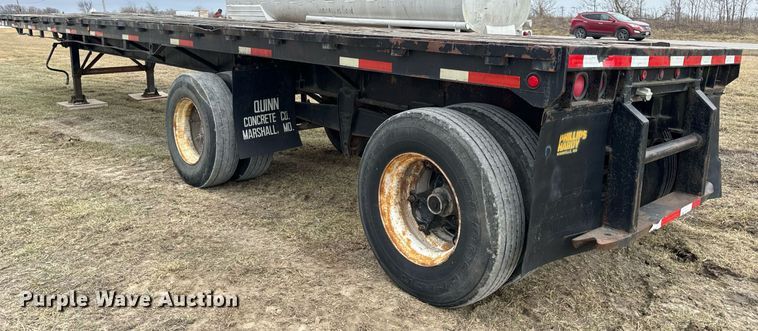 image for item DV1775 1974 Hobbs Flatbed trailer