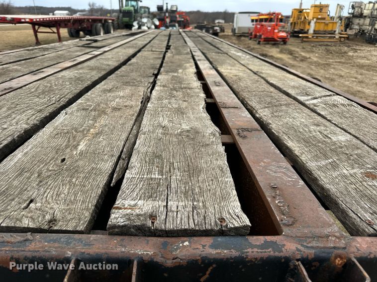 image for item DV1775 1974 Hobbs Flatbed trailer