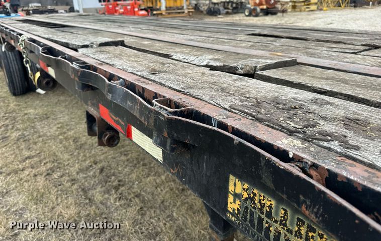 image for item DV1775 1974 Hobbs Flatbed trailer