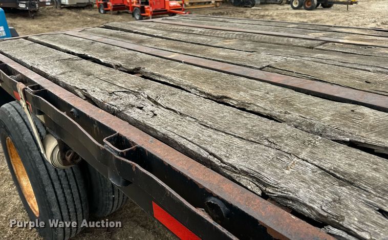 image for item DV1775 1974 Hobbs Flatbed trailer