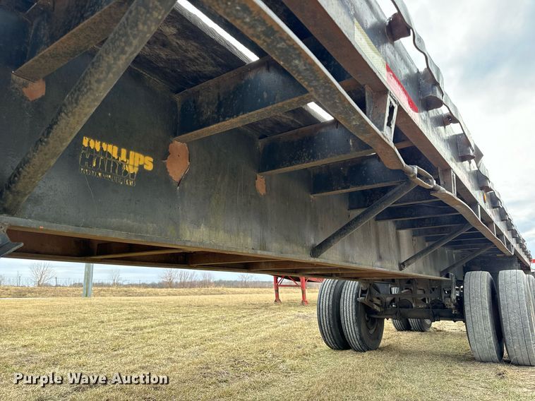 image for item DV1775 1974 Hobbs Flatbed trailer