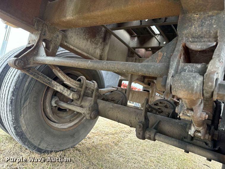 image for item DV1775 1974 Hobbs Flatbed trailer