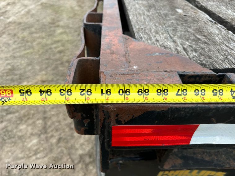 image for item DV1775 1974 Hobbs Flatbed trailer