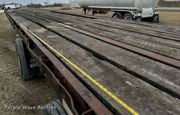 image for item DV1775 1974 Hobbs Flatbed trailer