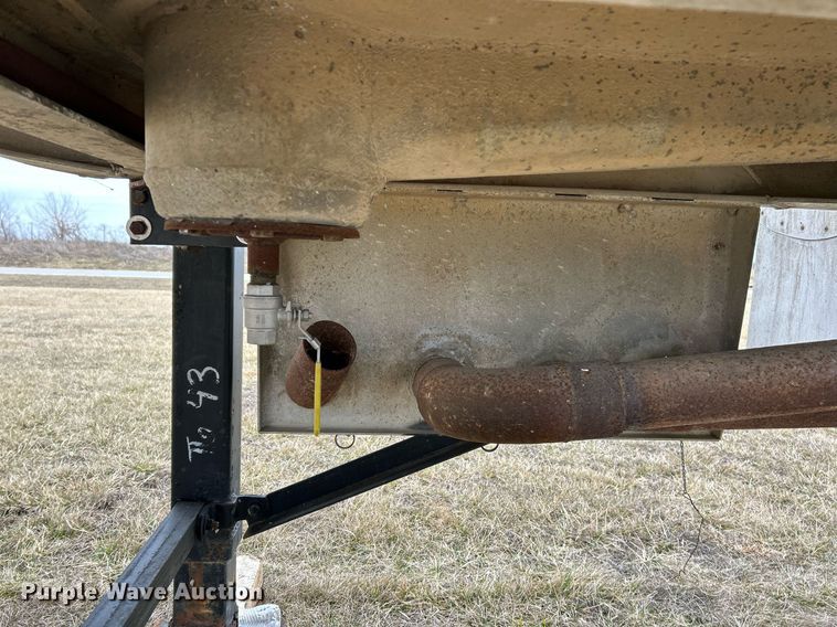 image for item DV1776 1962 Moser tank trailer