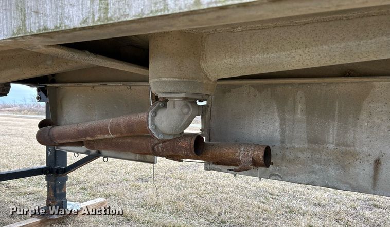 image for item DV1776 1962 Moser tank trailer