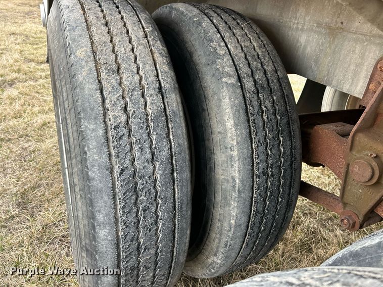 image for item DV1776 1962 Moser tank trailer