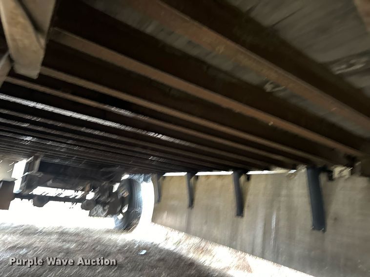 image for item DV1830 2004 Wabash DVDBHPC dry van trailer