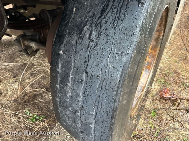 image for item DV1830 2004 Wabash DVDBHPC dry van trailer