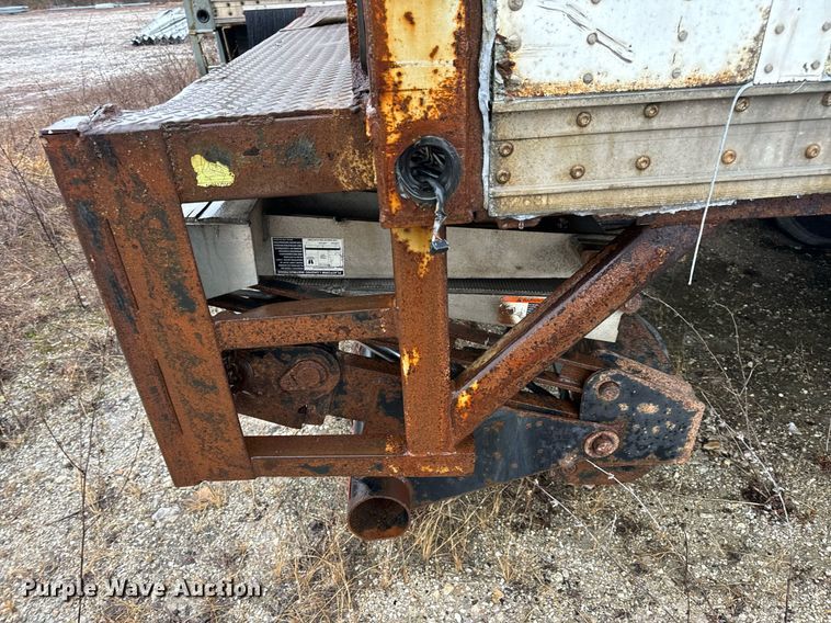 image for item DV1831 2007 Wabash DVCVHPC dry van trailer