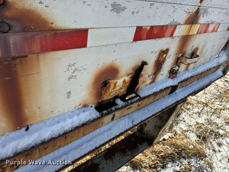 image for item DV1838 1996 Fruehauf  FB-8-T2 42N dry van trailer