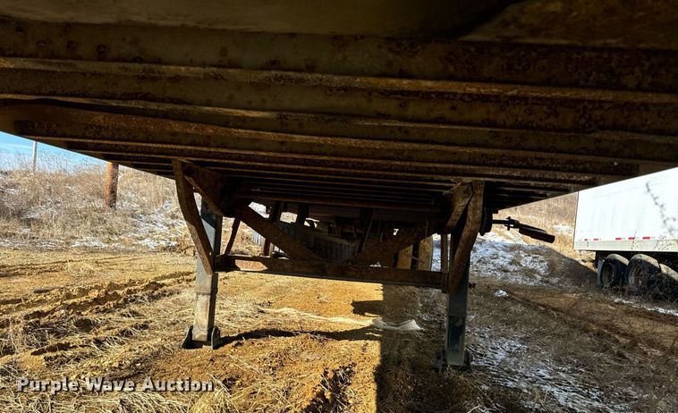 image for item DV1838 1996 Fruehauf  FB-8-T2 42N dry van trailer