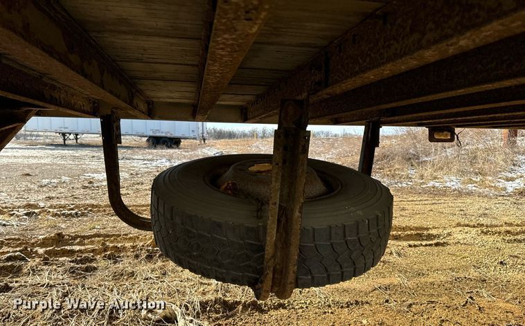 image for item DV1838 1996 Fruehauf  FB-8-T2 42N dry van trailer