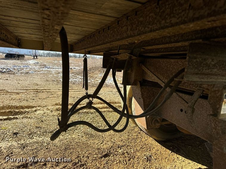 image for item DV1838 1996 Fruehauf  FB-8-T2 42N dry van trailer