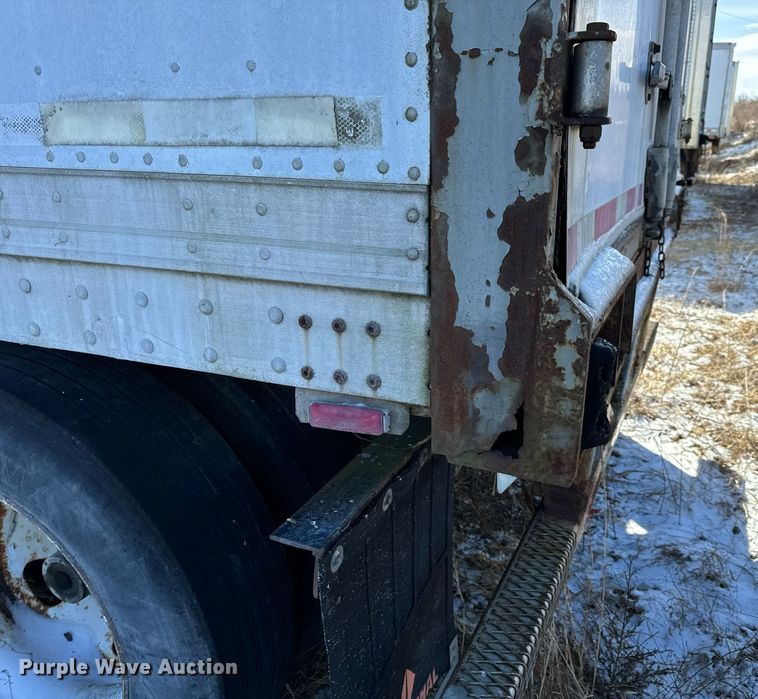 image for item DV1839 1998 Pine Ridge dry van trailer