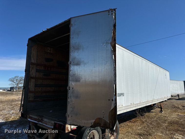 image for item DV1839 1998 Pine Ridge dry van trailer