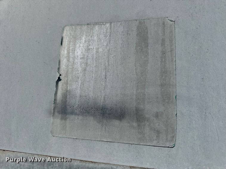 image for item DV1839 1998 Pine Ridge dry van trailer